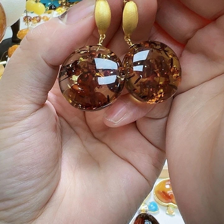 琥珀未镶嵌珠宝奇石