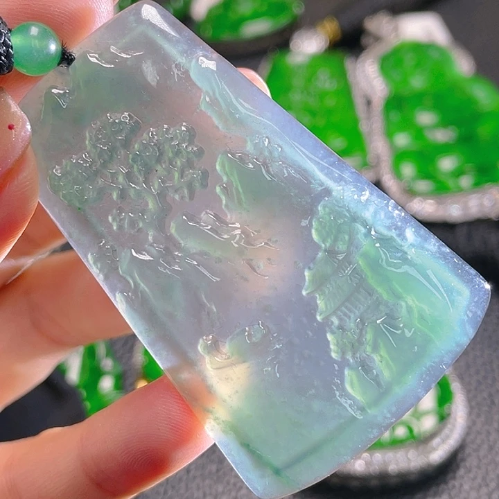 翡翠颈饰未镶嵌38，