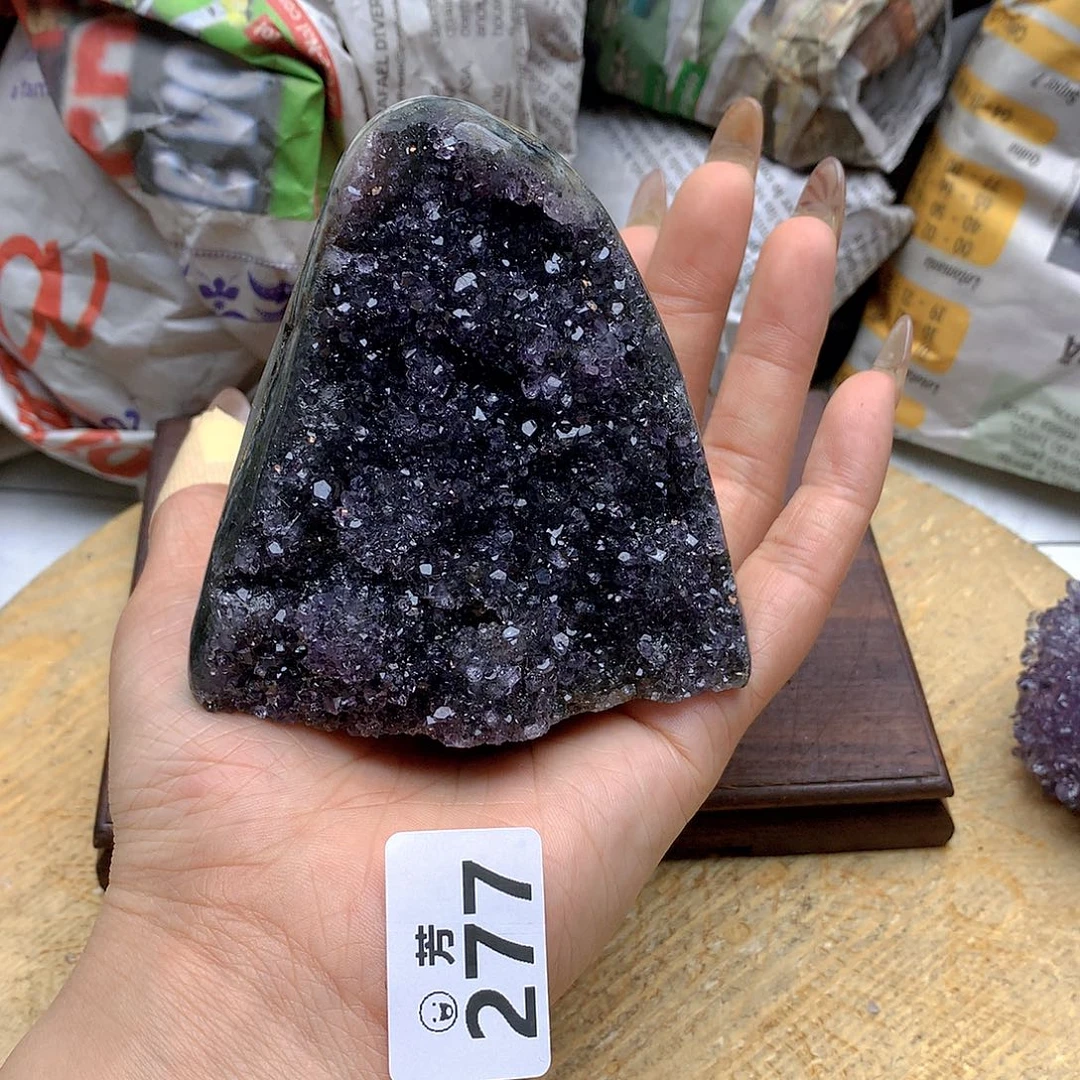 紫晶大型摆件（非配饰）未镶嵌