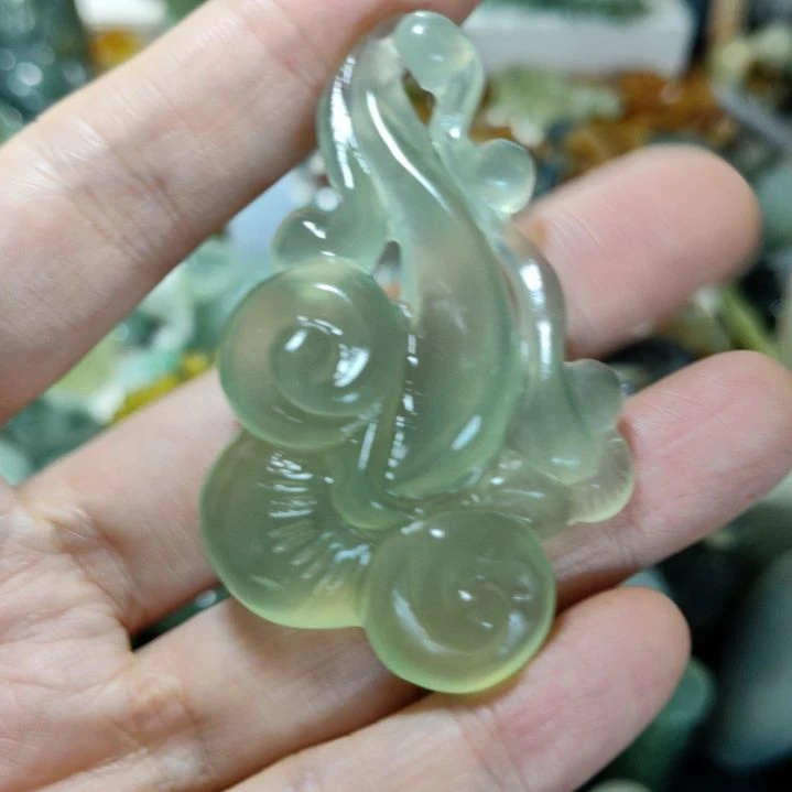 岫玉未镶嵌挂坠款式