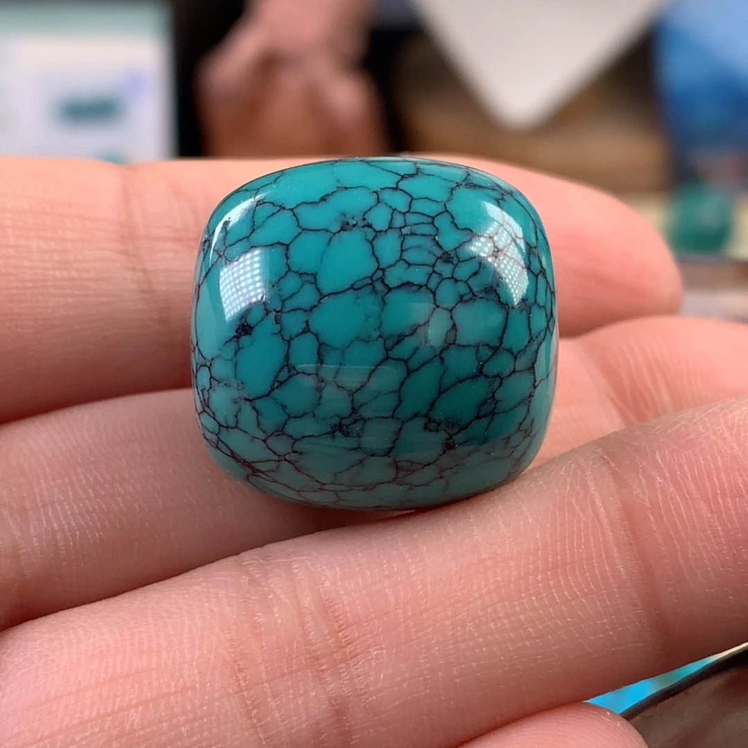 绿松石未镶嵌珠宝奇石21x21.5mm