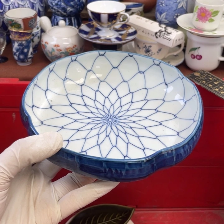 他家瓷器真美…开播了