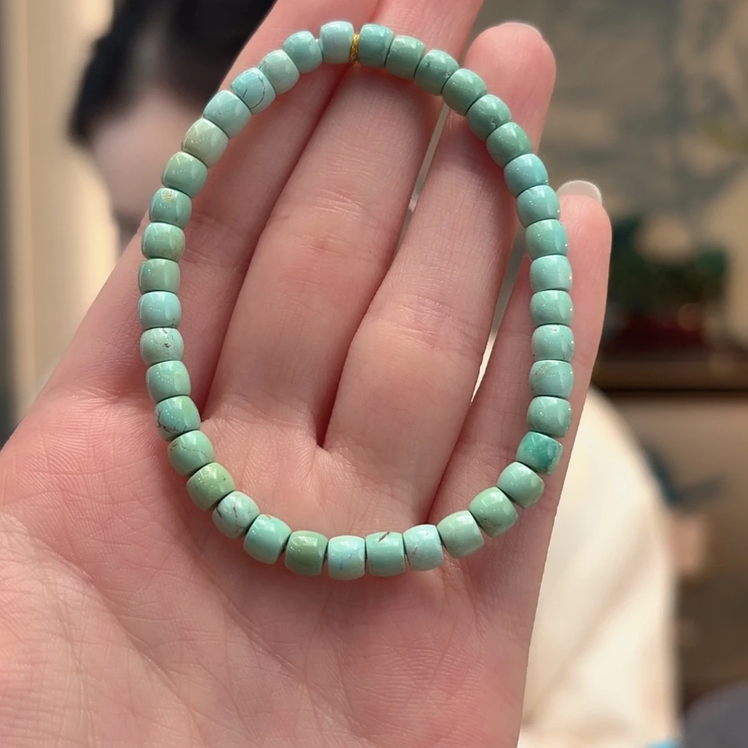 绿松石未镶嵌颈饰