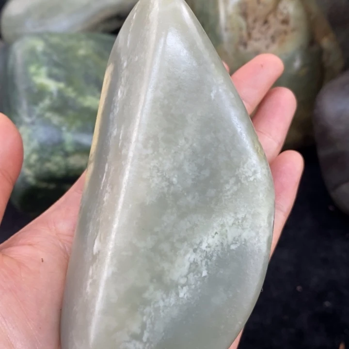 未镶嵌和田玉（糖玉）挂件