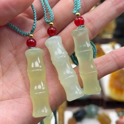 岫玉未镶嵌挂件挂件