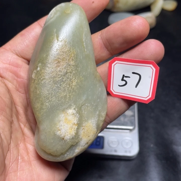 和田玉未镶嵌颈饰57