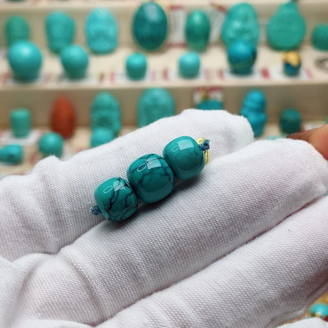 绿松石配饰未镶嵌