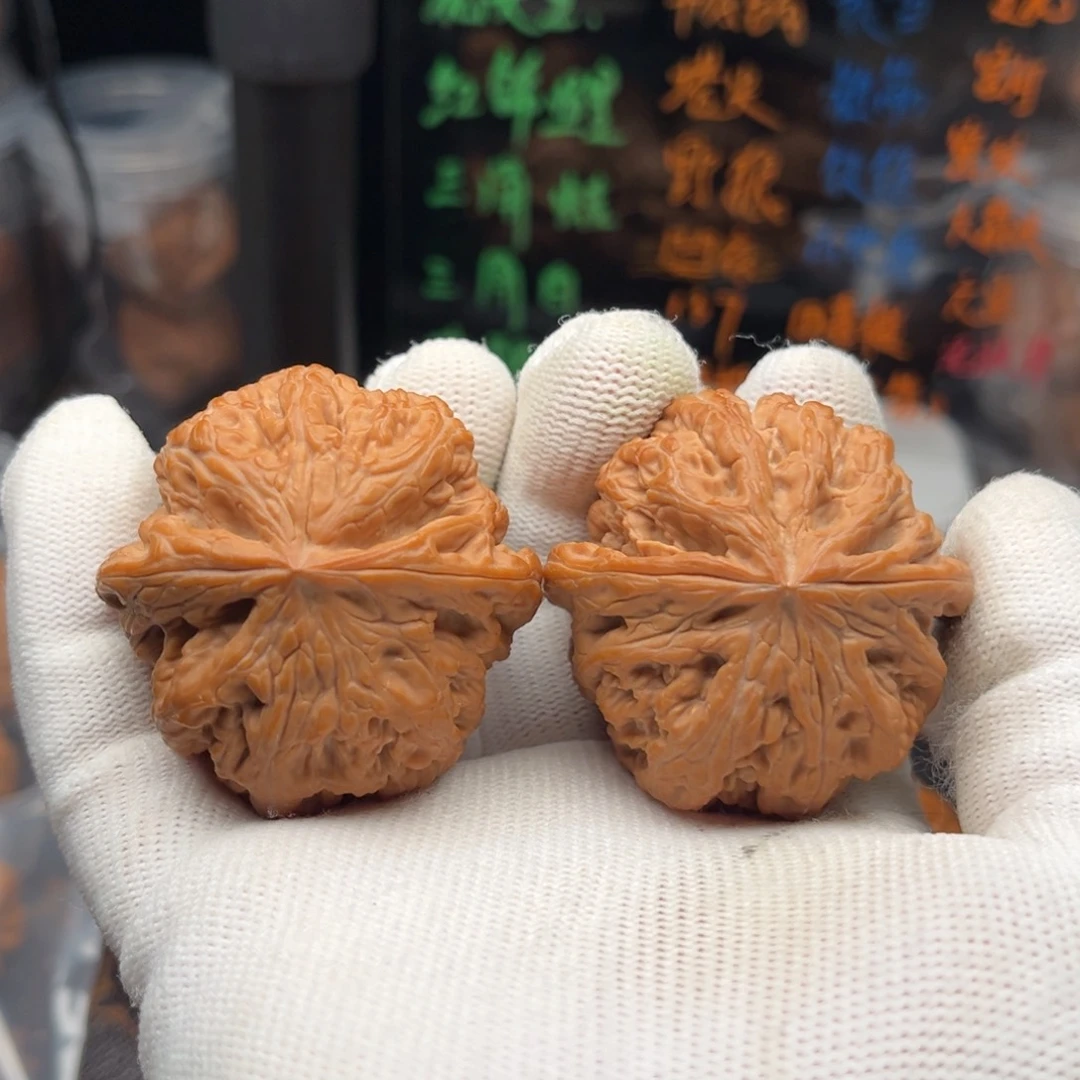 吊坠文玩核桃球筋