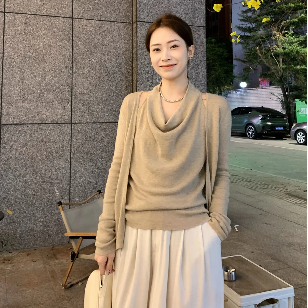 SUNCC现货 达尔文 春季新款气质高级显瘦假两件设计感挂脖上衣