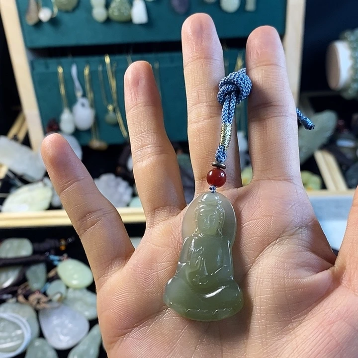 和田玉未镶嵌吊坠(赠链)