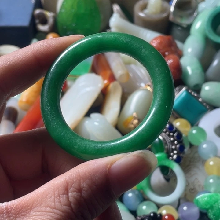 和田玉未镶嵌吊坠(不含链)