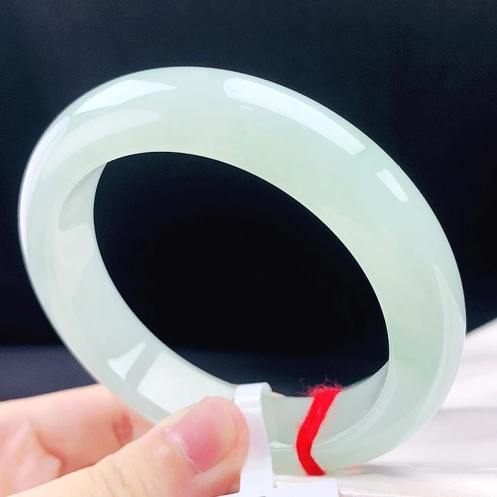 未镶嵌手镯翡翠54圈