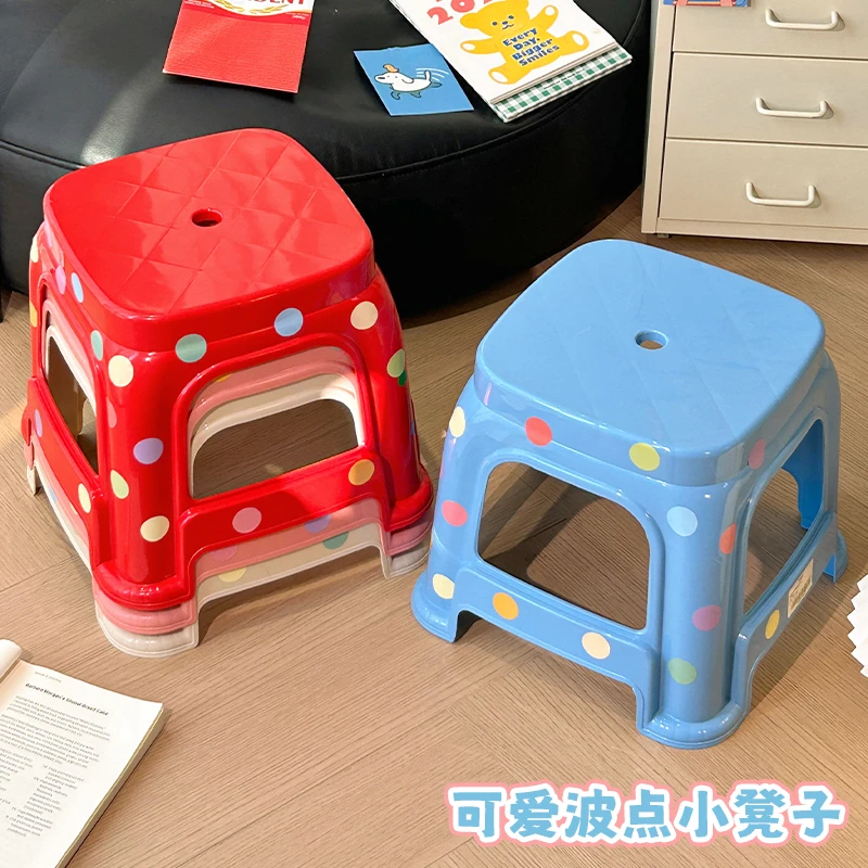 波点多巴胺小凳子diy手工宿舍客厅出租屋塑料矮凳家用门口换鞋凳