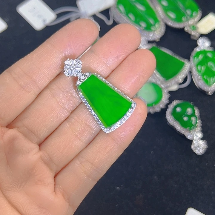 翡翠吊坠(不含链)银S925镶嵌