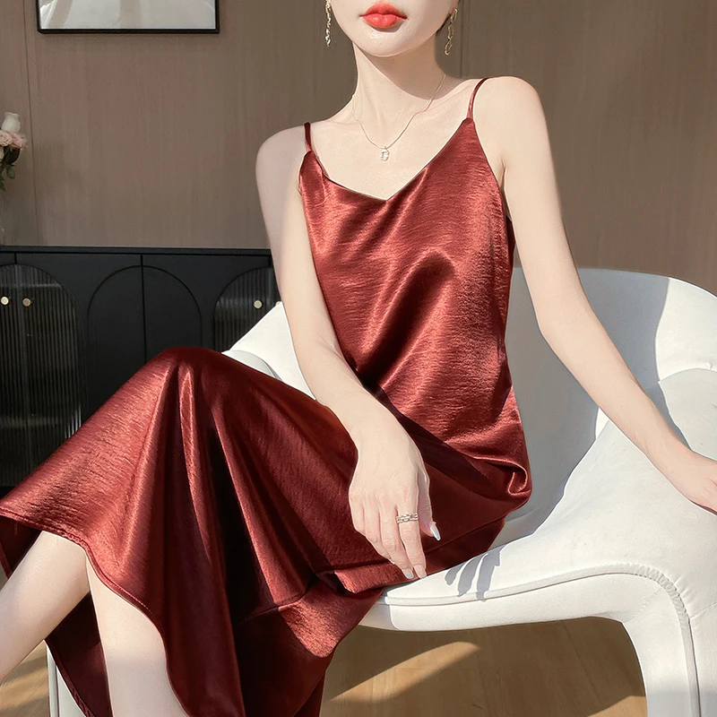 高阶质感升级版法式高端三醋酸缎面连衣裙气质V领吊带连衣裙女夏