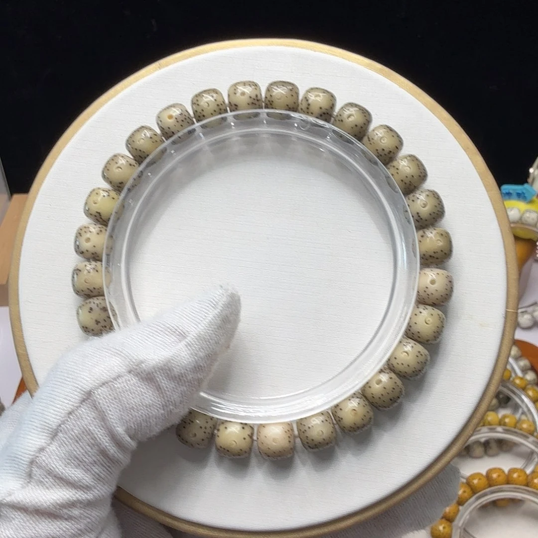 吊坠星月菩提绿幽灵