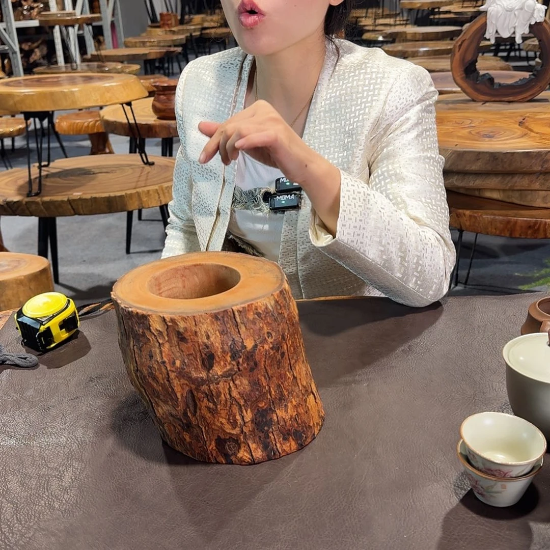 香樟木手作工艺品笔筒