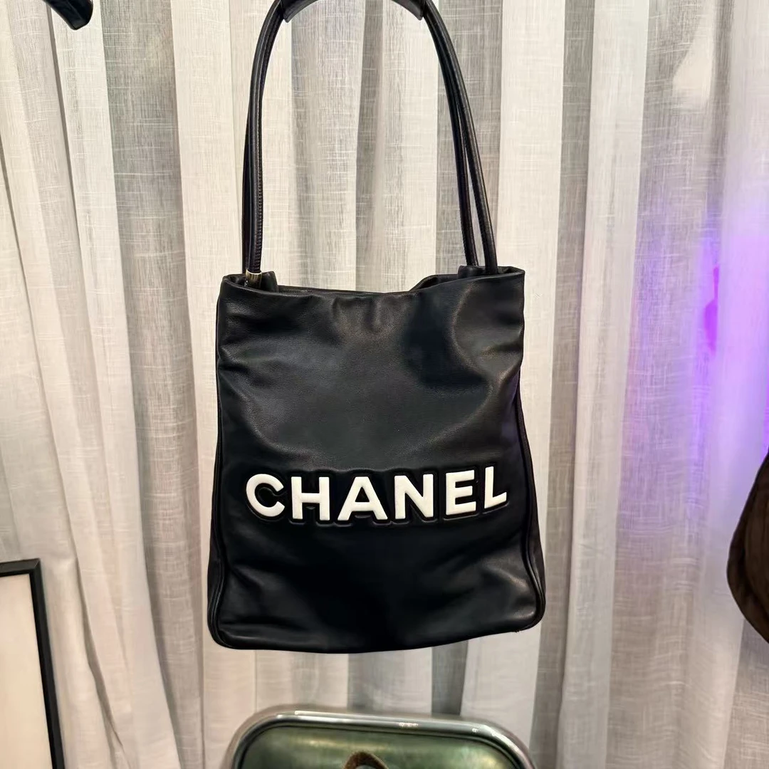 95新 Chanel/香奈儿 外场-黑白山茶花托特包