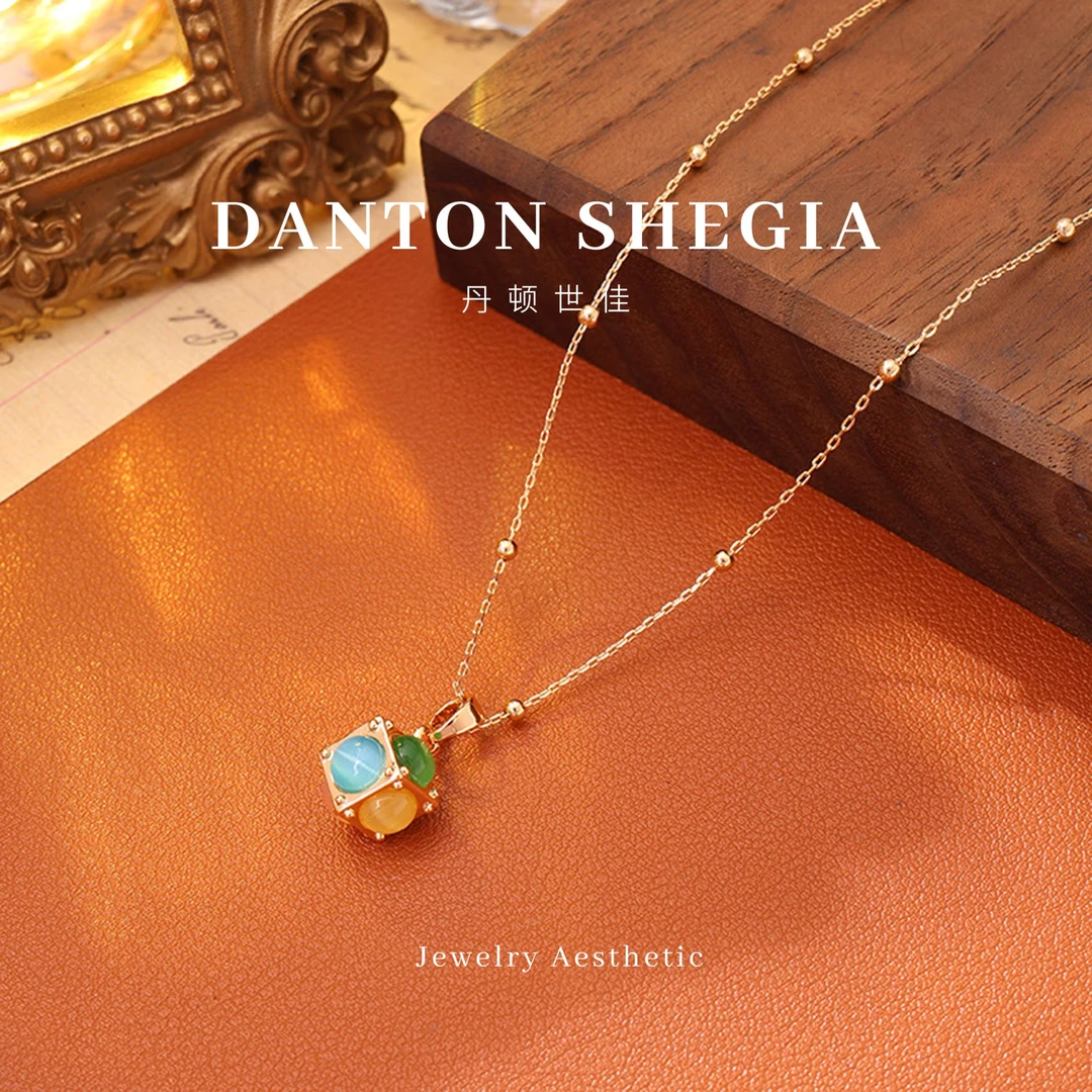 铜合金项链 镀18k【魔方饰界】轻奢设计感猫眼石多巴胺配色魔方项链