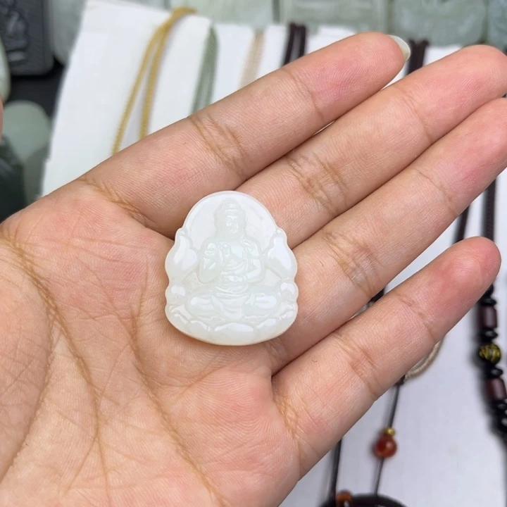 S***h和田玉未镶嵌挂件