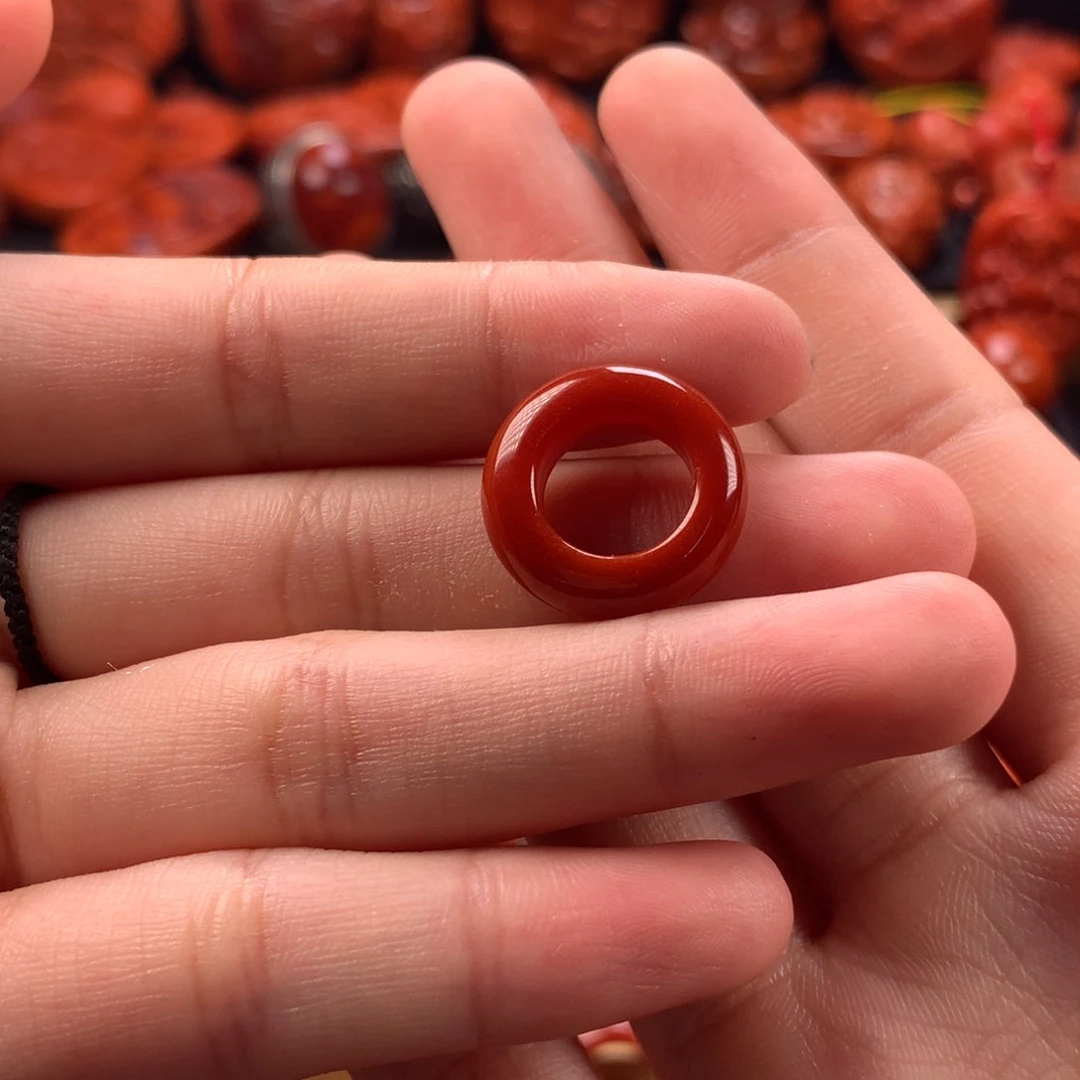 未镶嵌跑环内径10.2mm南红玛瑙风****杜
