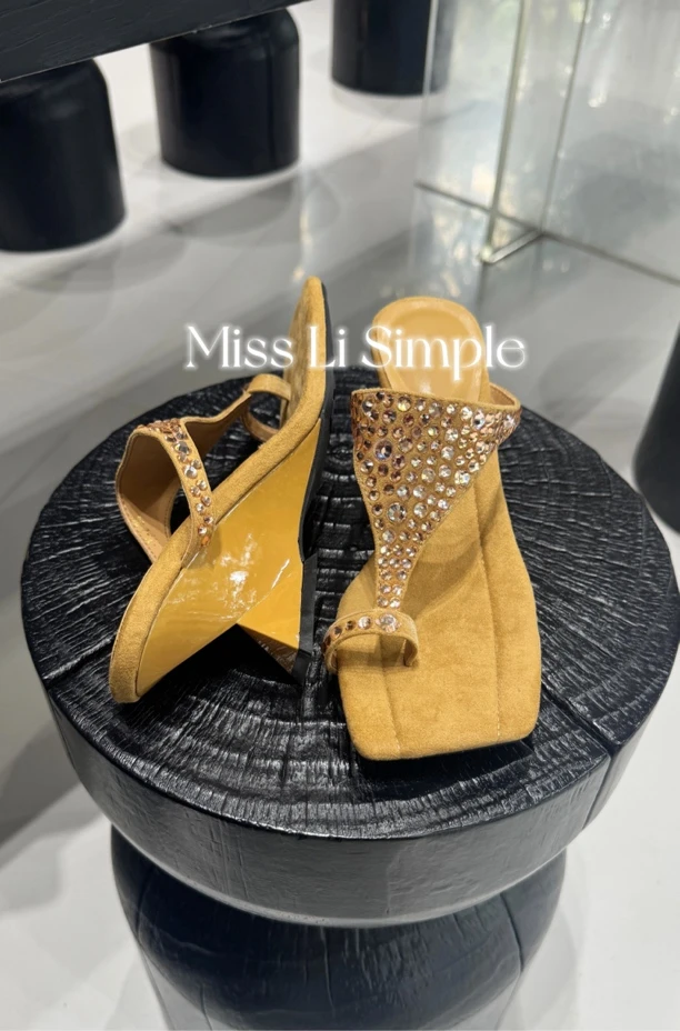 Miss Li Simple厚底坡跟水钻舒适人字拖鞋