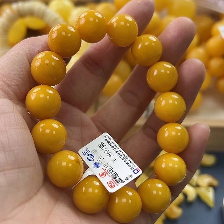 未镶嵌琥珀珠宝奇石