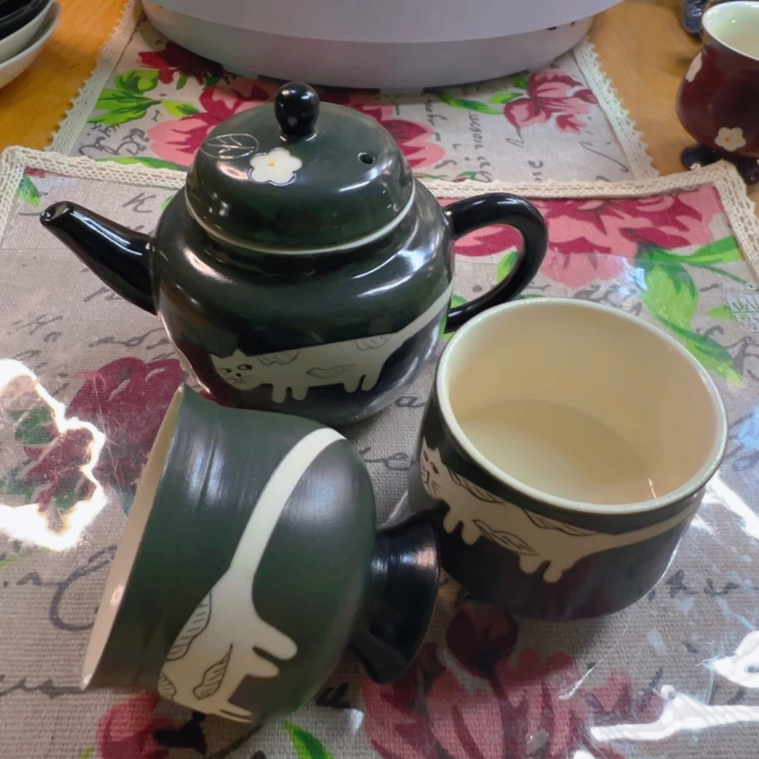 初六的猫茶壶套组一壶两杯