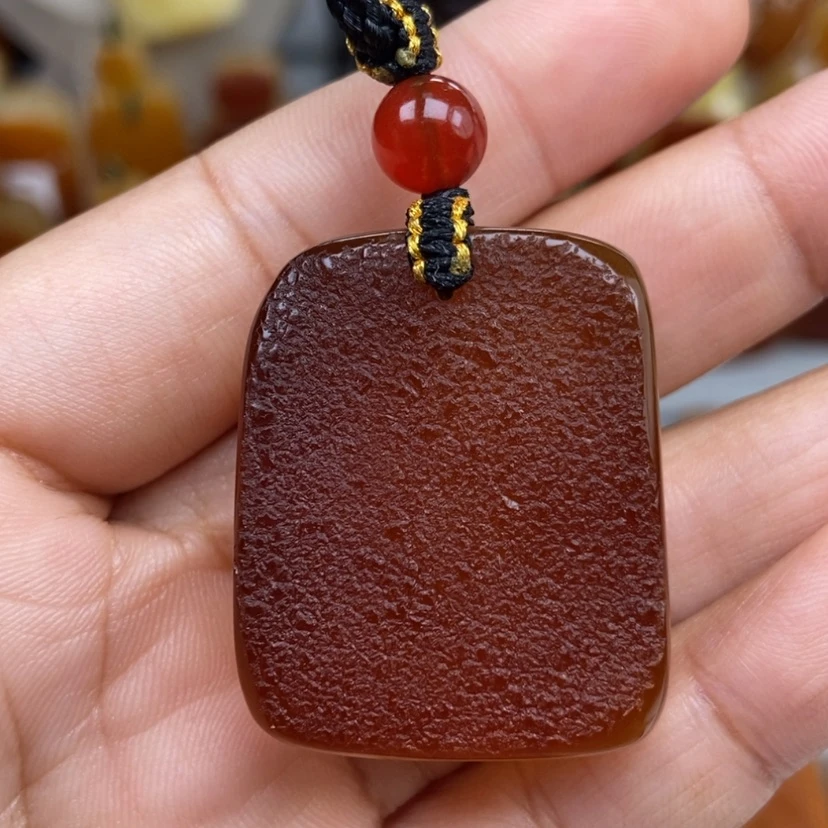 【闪购商品】琥珀颈饰未镶嵌