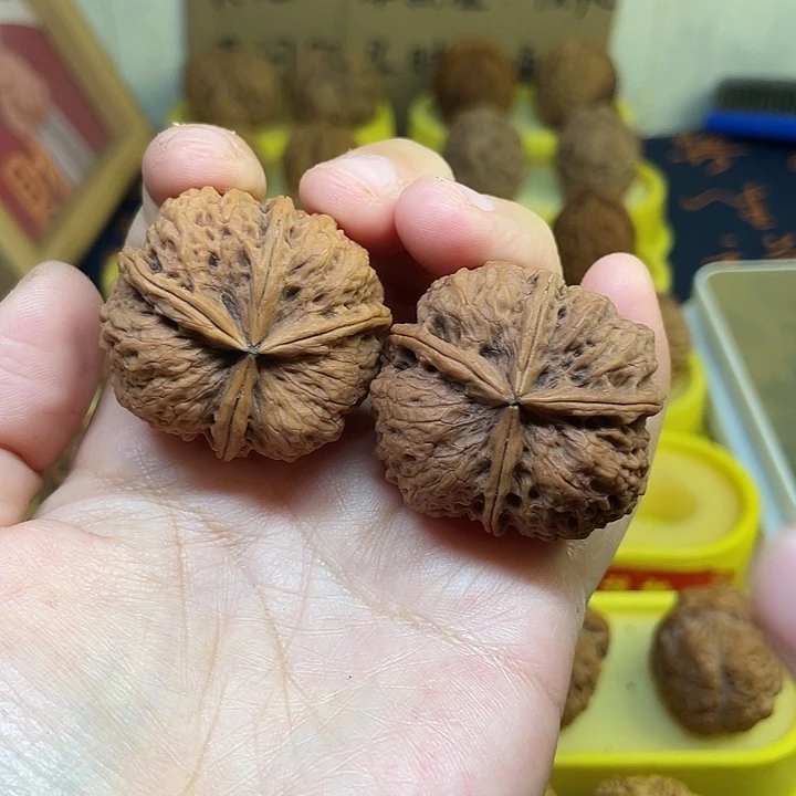 胡***笑文玩核桃把件老核桃39