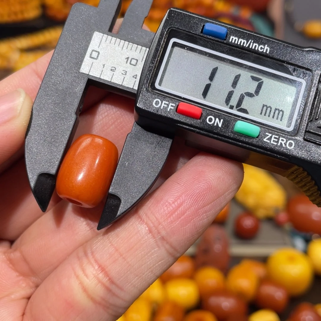 【闪购商品】未镶嵌蜜蜡裸石直径11