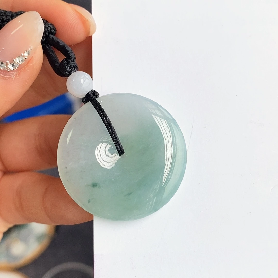 翡翠颈饰未镶嵌小***腐翡翠首饰