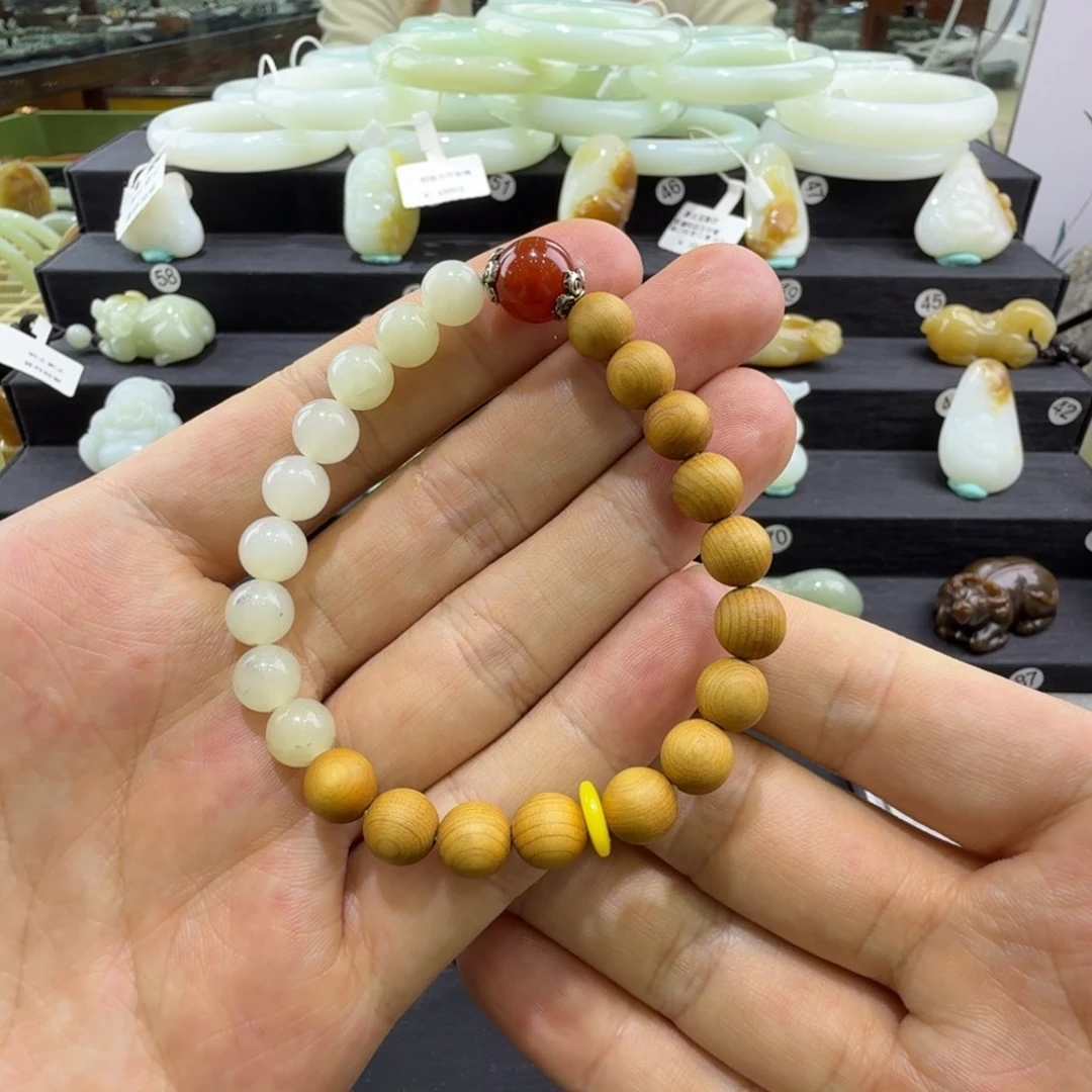 和田玉未镶嵌手串手串卡8福利品