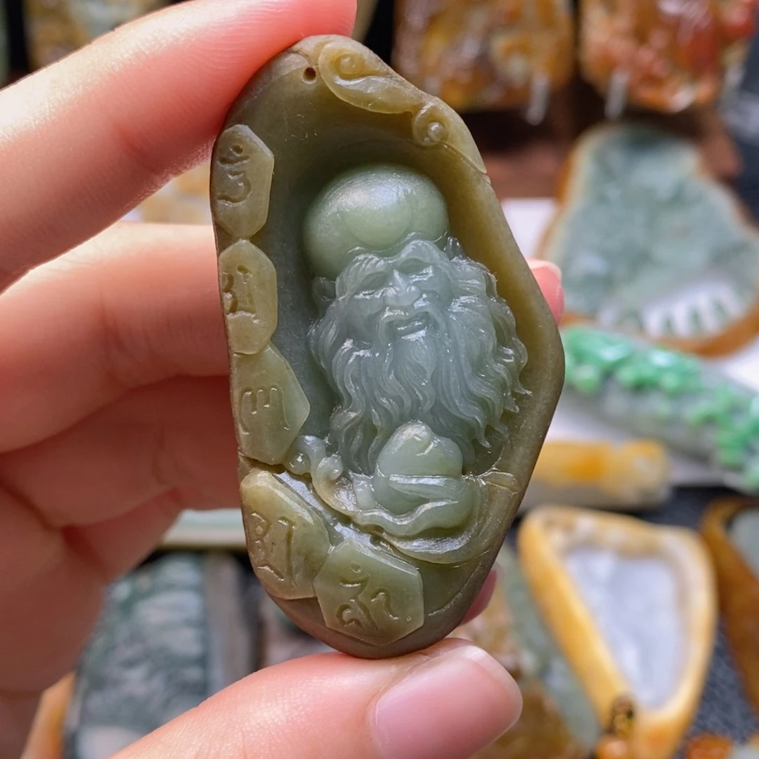 定制翡翠未镶嵌翡翠