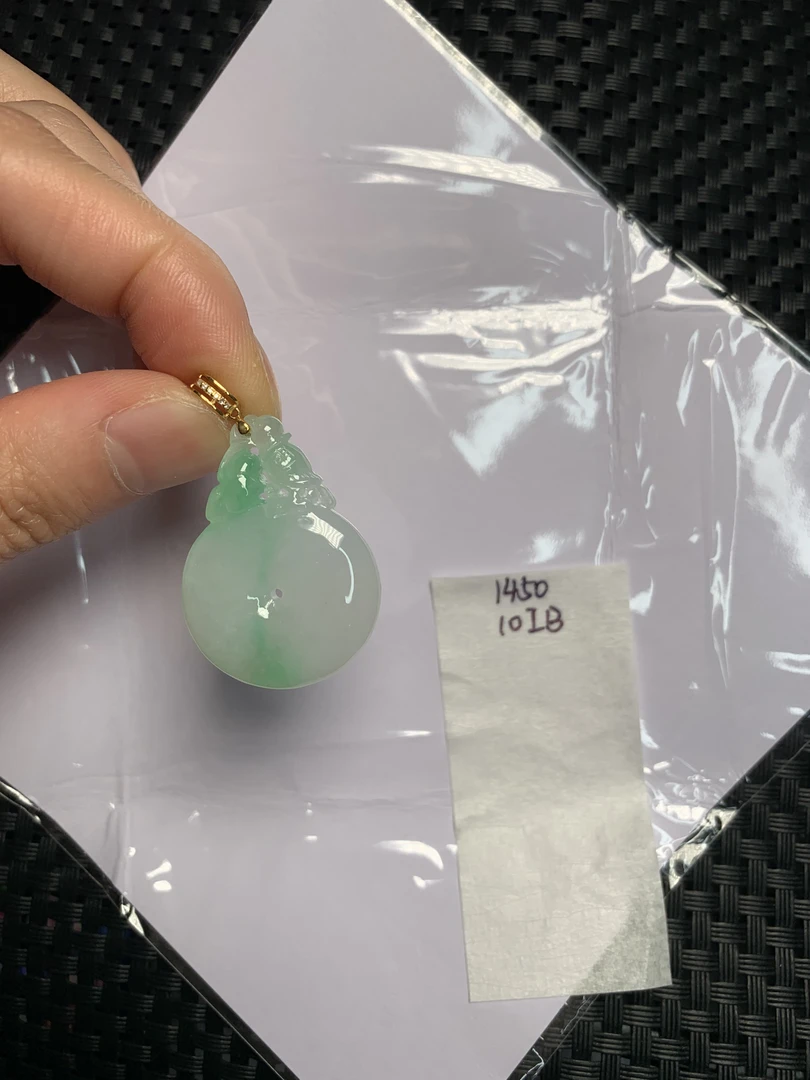 天然缅甸翡翠A货18K金镶嵌 10IB