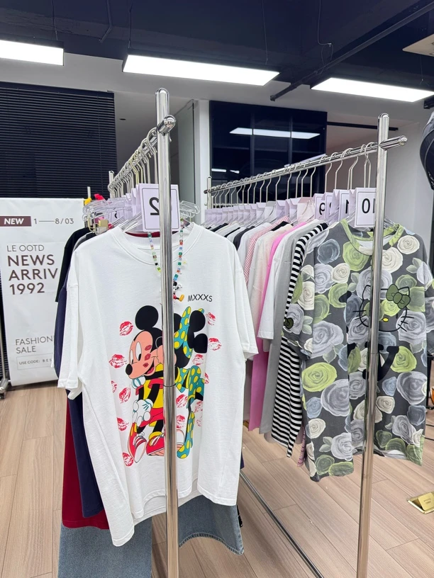 【福dai专享 N0退N0换】* 小众设计师款休闲宽松oversizeT恤