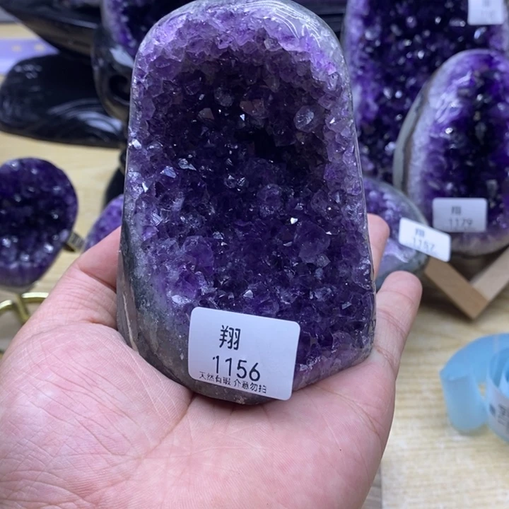 未镶嵌紫晶大型摆件（非配饰）