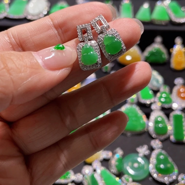 翡翠银S925镶嵌颈饰