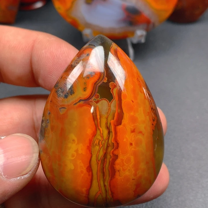 玛瑙/玉髓颈饰未镶嵌信*