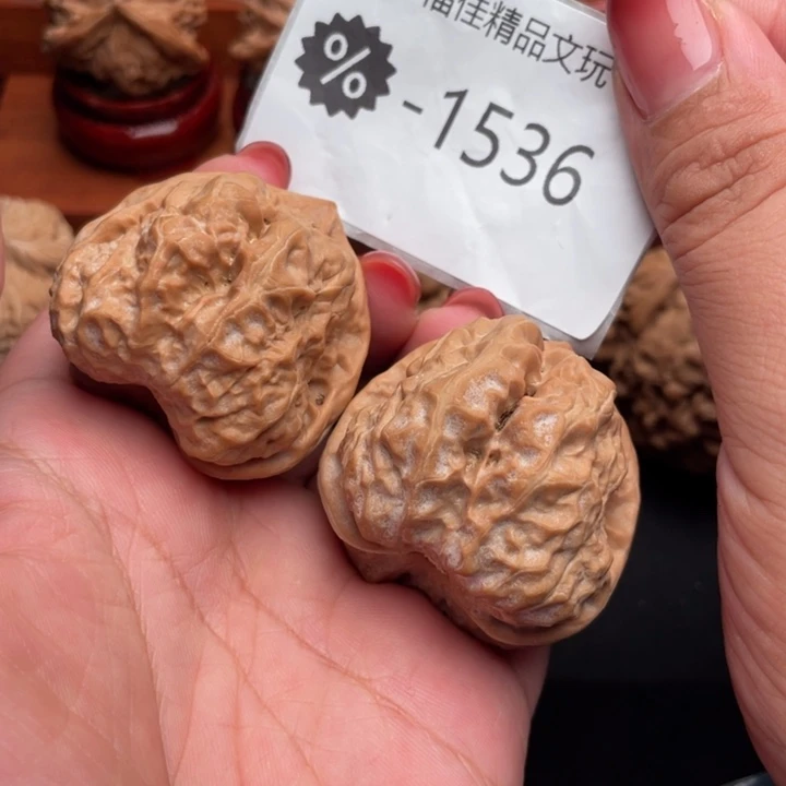 文玩核桃吊坠41四开背肌肉蛙王