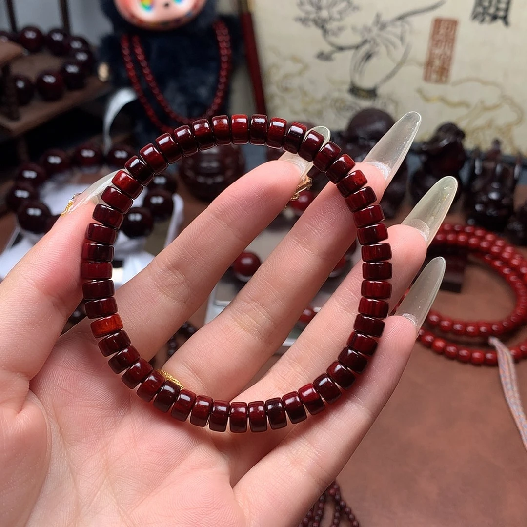 唉***鸭檀香紫檀（小叶紫檀）3✖️5药片珠