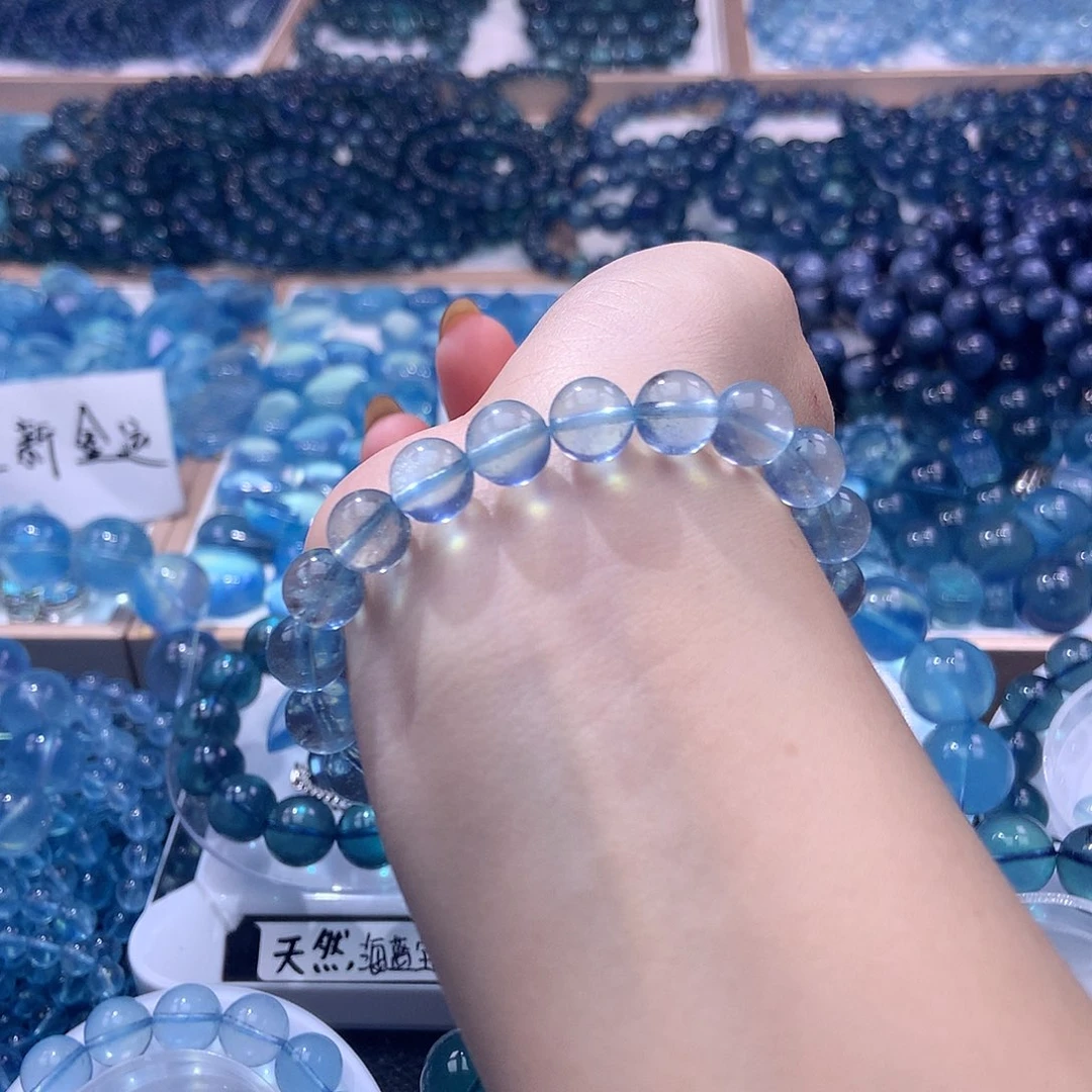 未镶嵌手串海蓝宝石浅蓝黑爆闪9m【174元】要拍2件