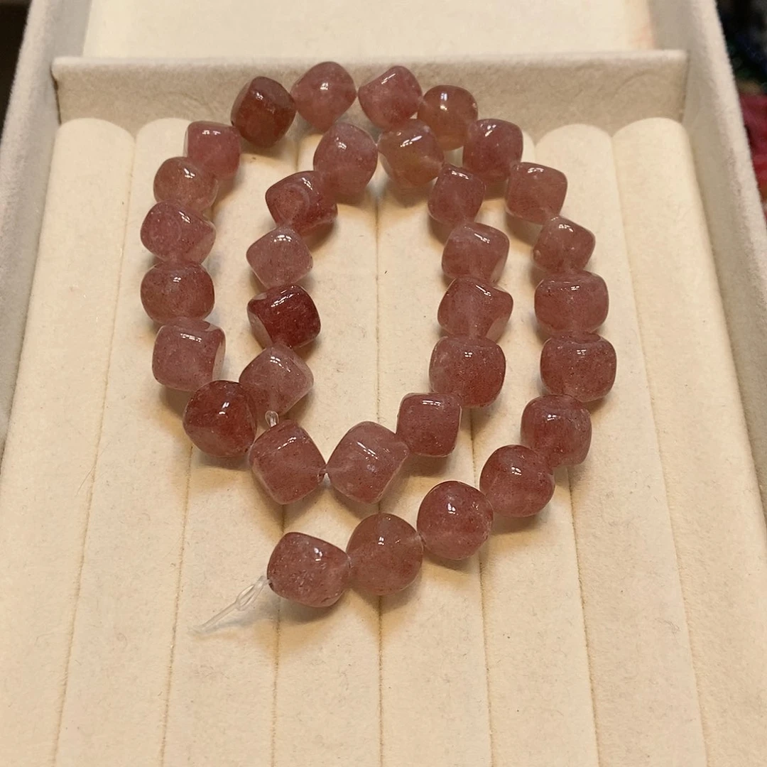 散珠玛瑙/玉髓草莓晶斜方一条