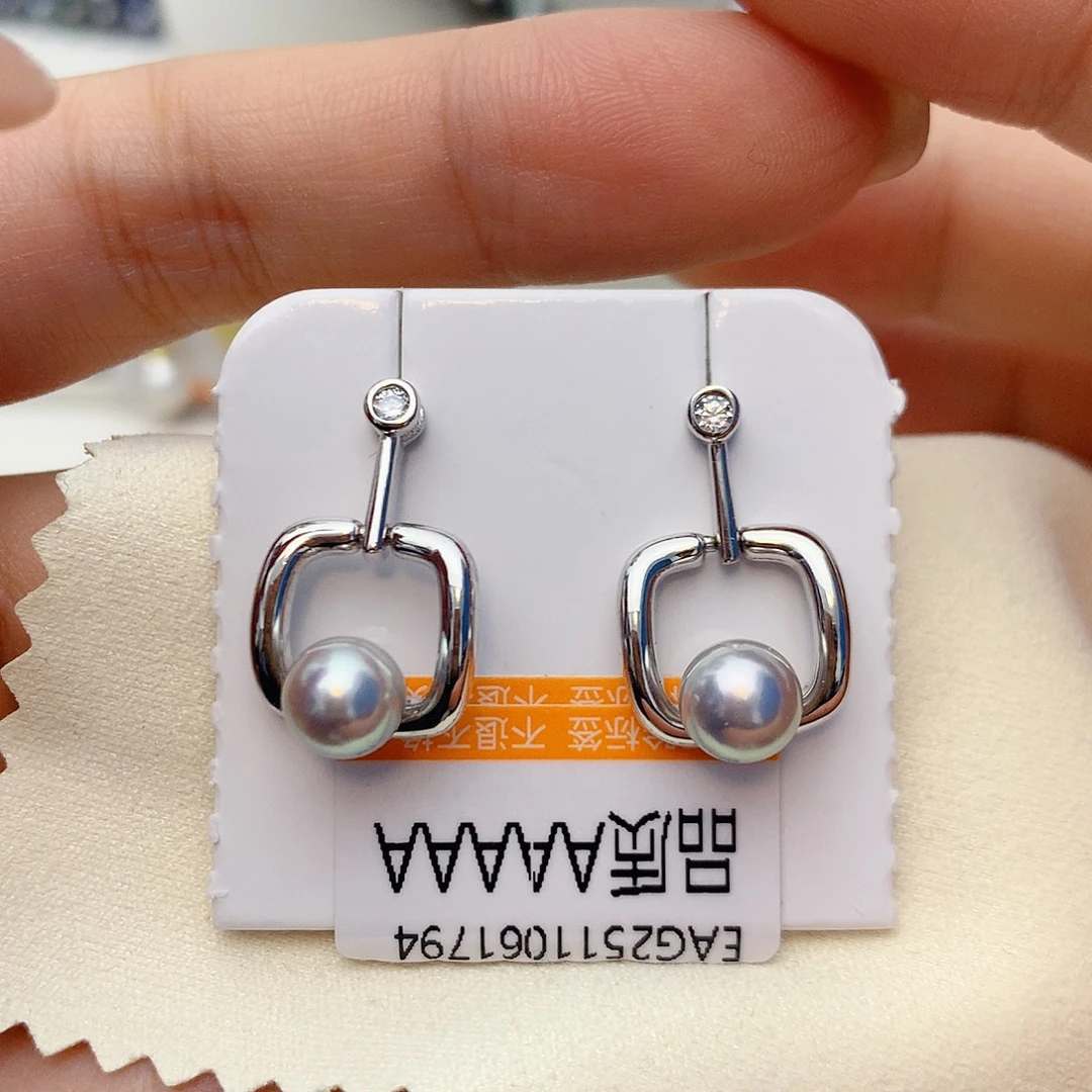 耳饰银S925镶嵌海水珍珠W23