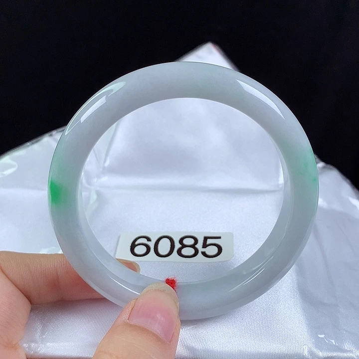 未镶嵌手镯翡翠57圈