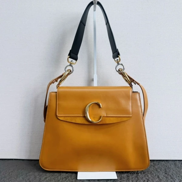 蔻依/包包/95新/市场价25000/250917PY0012