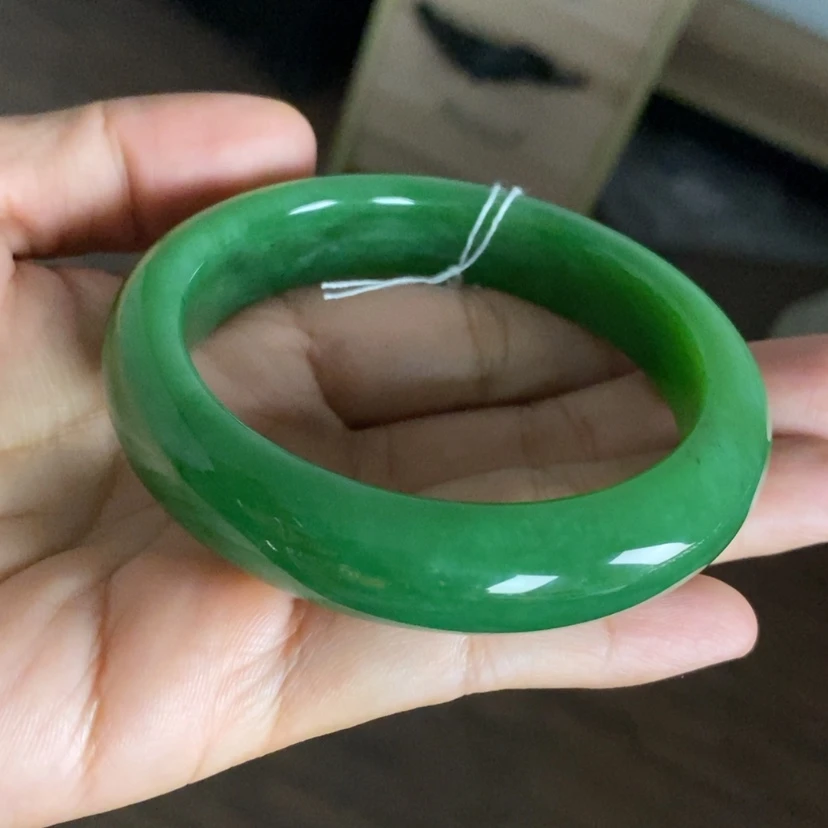 【闪购商品】未镶嵌手镯和田玉（碧玉）