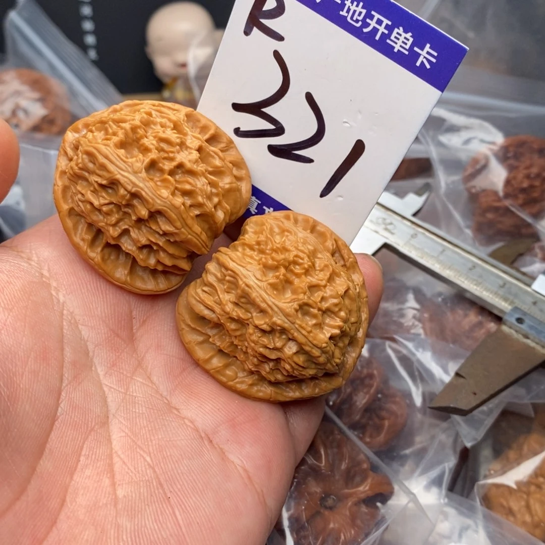 把件文玩核桃白狮子41➕