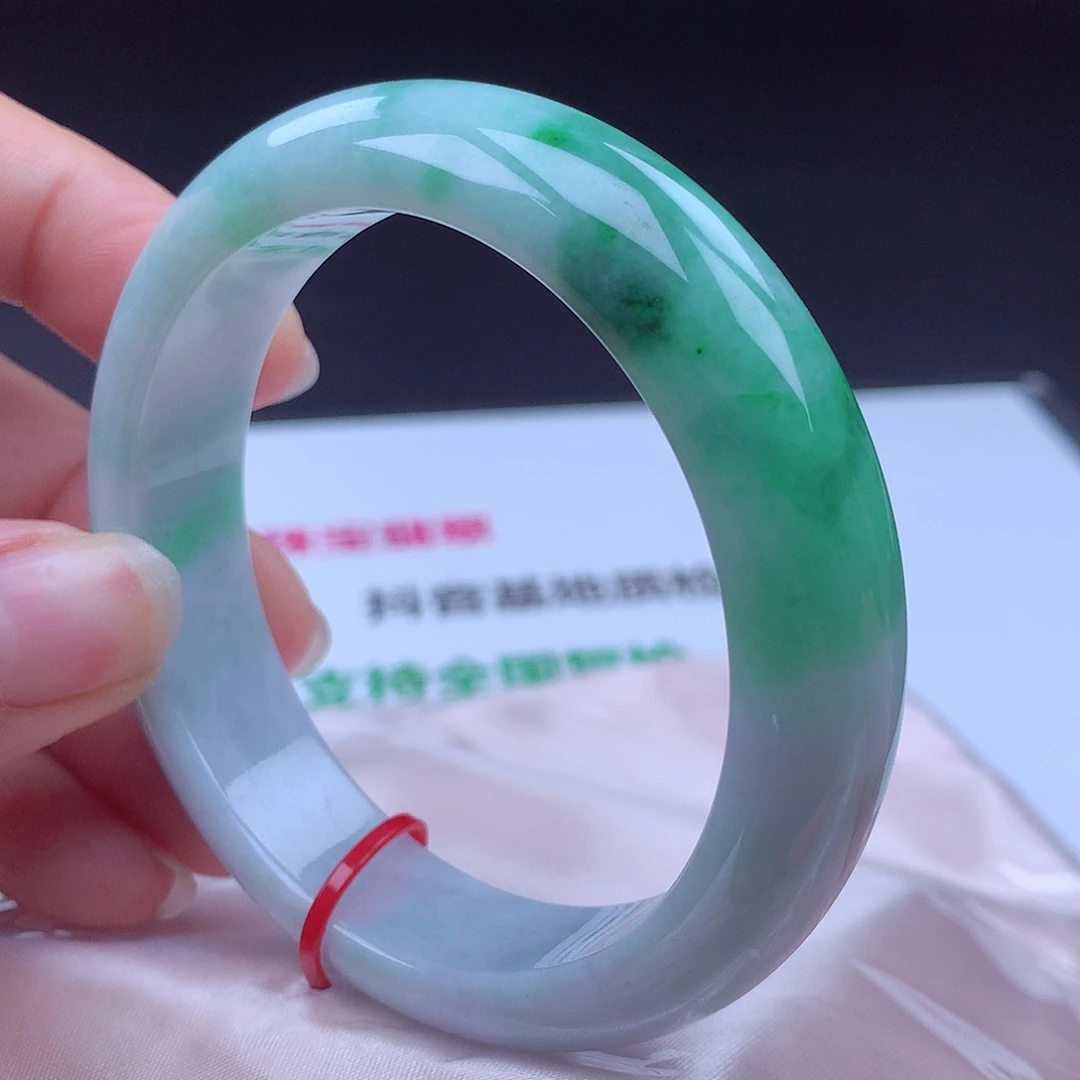 翡翠未镶嵌手镯手镯002008