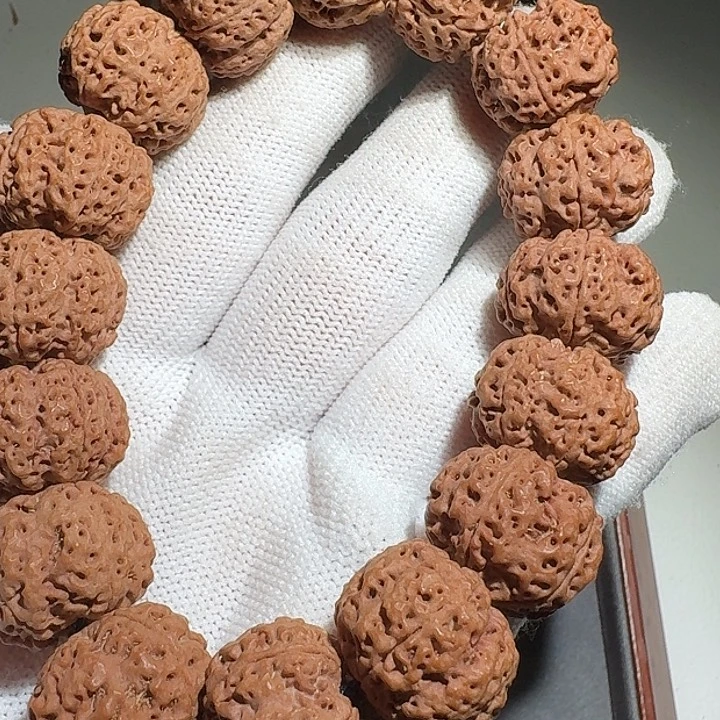 秀***孩吊坠金刚菩提蜂巢19